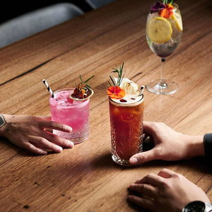 Hotel Pullman Melbourne Albert Park cazare Melbourne