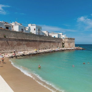 Hotel Palazzo Fiscaiolo B&B cazare Monopoli