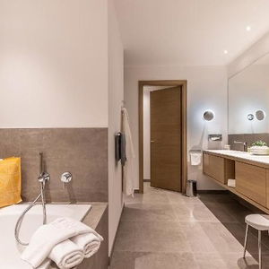 Hotel Dolomitengolf Suites cazare Lavant