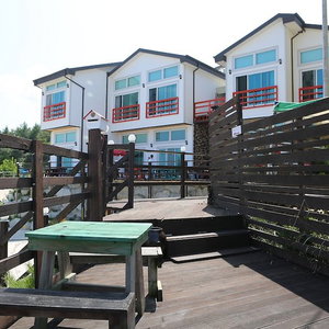 Hotel Seaview Pension cazare Gangneung