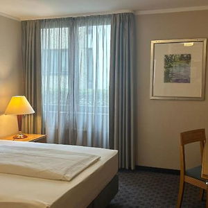 Hotel Das Kleine Ritz cazare Fellbach