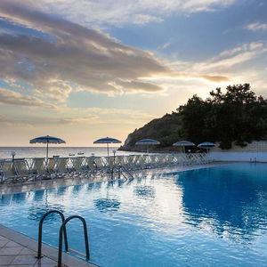 Hotel Villaggio Baia D'ercole cazare Ricadi