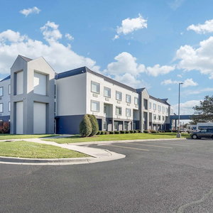 Hotel Estia Hotel & Suites Glenview cazare Glenview