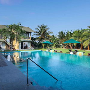 Hotel South Lake Resorts cazare Ahangama