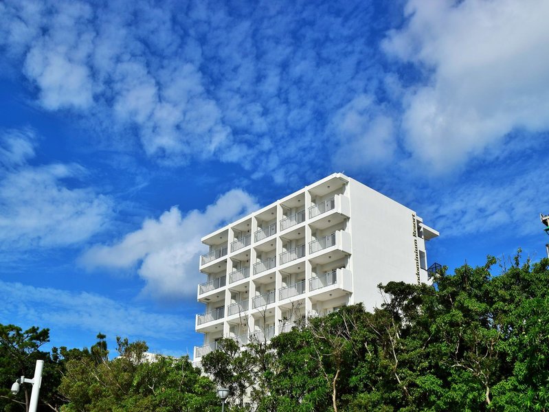 Hotel Wisteria Condominium Resort
