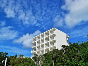 Hotel Wisteria Condominium Resort cazare Motobu