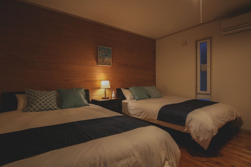 Hotel Hermit Hills Okimawa With Colors