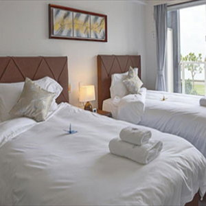 Hotel Beach Front Tower Mihama cazare Chatan
