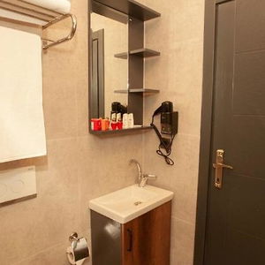 Hotel Stone Village cazare Arsin