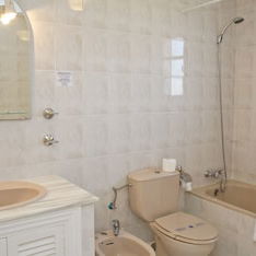 Sejur Apartamentos El Toro vacanta Marbella