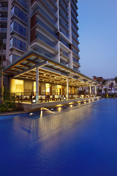 Hotel Seacube Resort