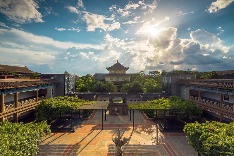 Hotel Eadry Royal Garden Hotel