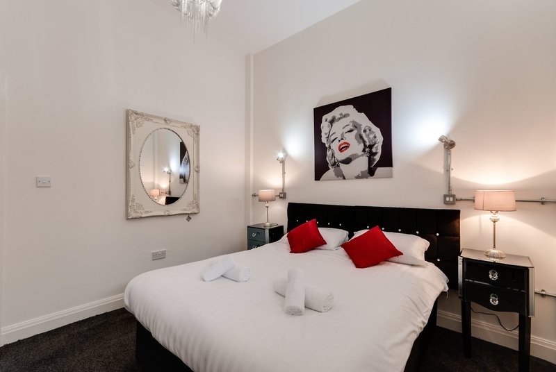 Duke Street Apart Hotel