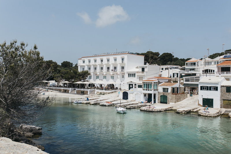 Hotel Xuroy Hostal