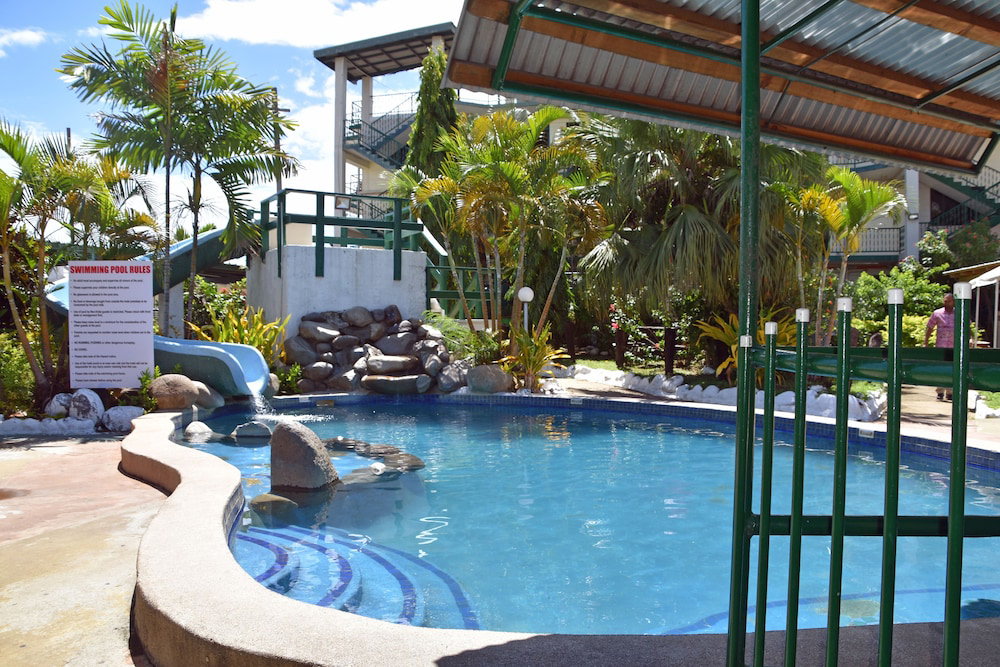 Hotel Grand Melanesian Hotel