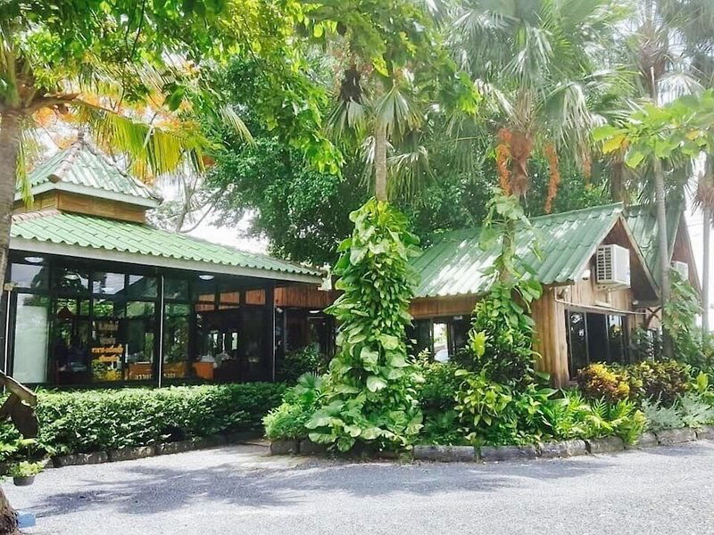 Hotel S. Parsukdee Resort