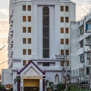 Hotel Ayothaya Riverside cazare Phra Nakhon Si Ayutthaya
