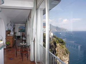 Hotel La Ninfa cazare Amalfi