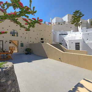 Hotel Elements Suites cazare Megalochori