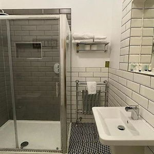 Hotel The Townhouse cazare Barrow in Furness