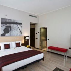 Sejur Ikonik Parlament vacanta Budapesta