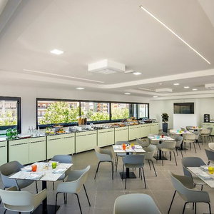 Hotel Simon Hotel Aprilia cazare Aprilia