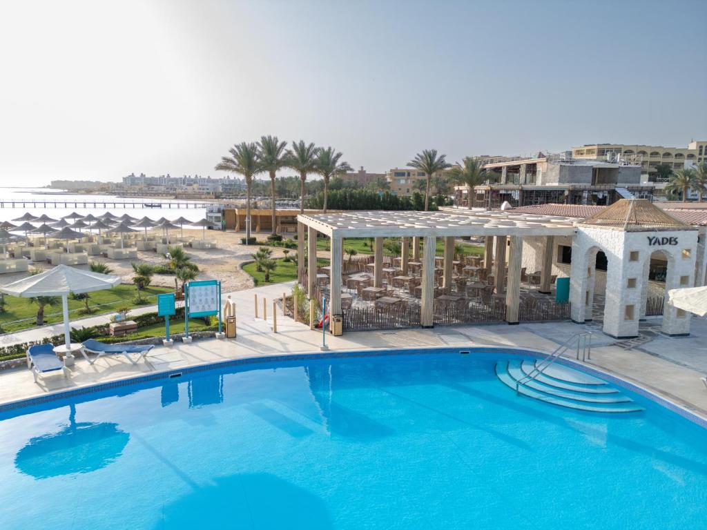 Hotel Sunrise Azalea Aqua Park Resort