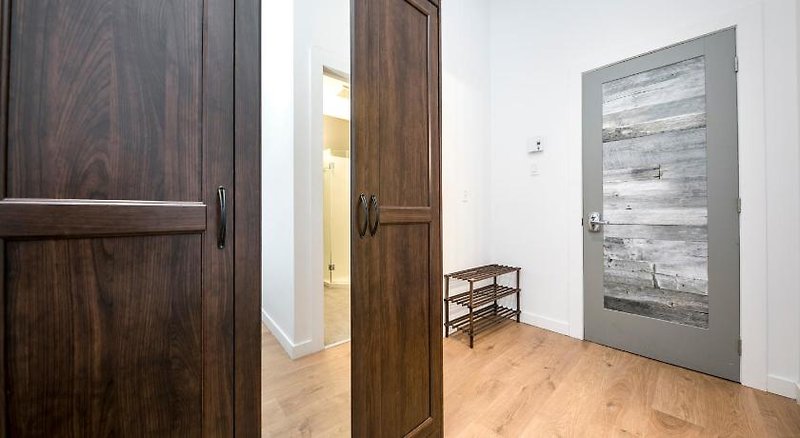 Hotel Homa Homestay Hotel By Olympic Stadium Montreal Auberge-Hostel