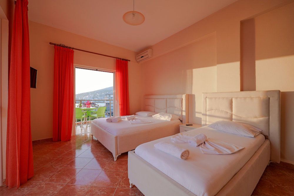 Unico Aparthotel