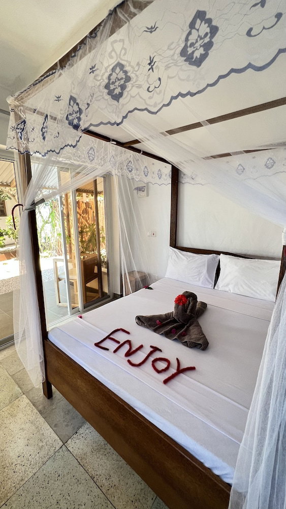 Seashore Villa