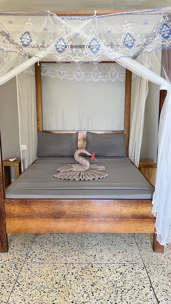 Seashore Villa