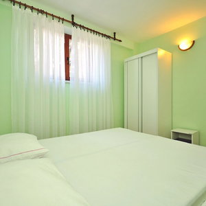 Hotel Apartments Marin cazare Novalja