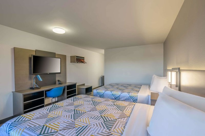 Hotel Motel 6 Commerce