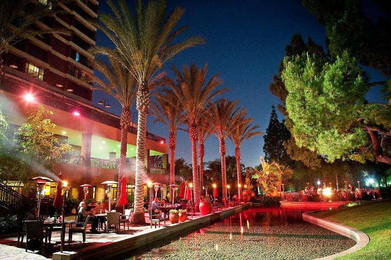 Hotel Pacific Palms Resort