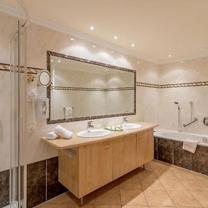 Hotel Sporthotel Neustift cazare Neustift im Muehlkreis