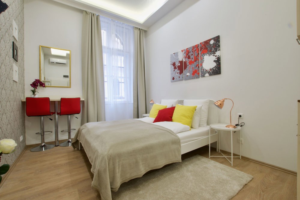 Hotel St King By Hi5 Apartments