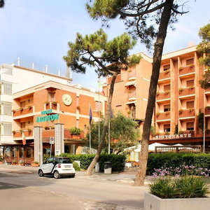 Hotel Hotel Ariston cazare Marina di Grosseto