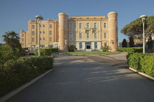 Hotel Langley Resort Napoleon Bonaparte cazare L'Ile-Rousse