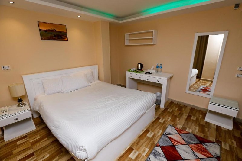 Hotel Turquoise Pyramids & Grand Egyptian Muse