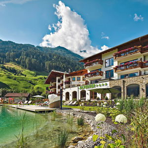 Hotel Alpeiner Nature Resort & Spa Tirol cazare Neustift im Muehlkreis