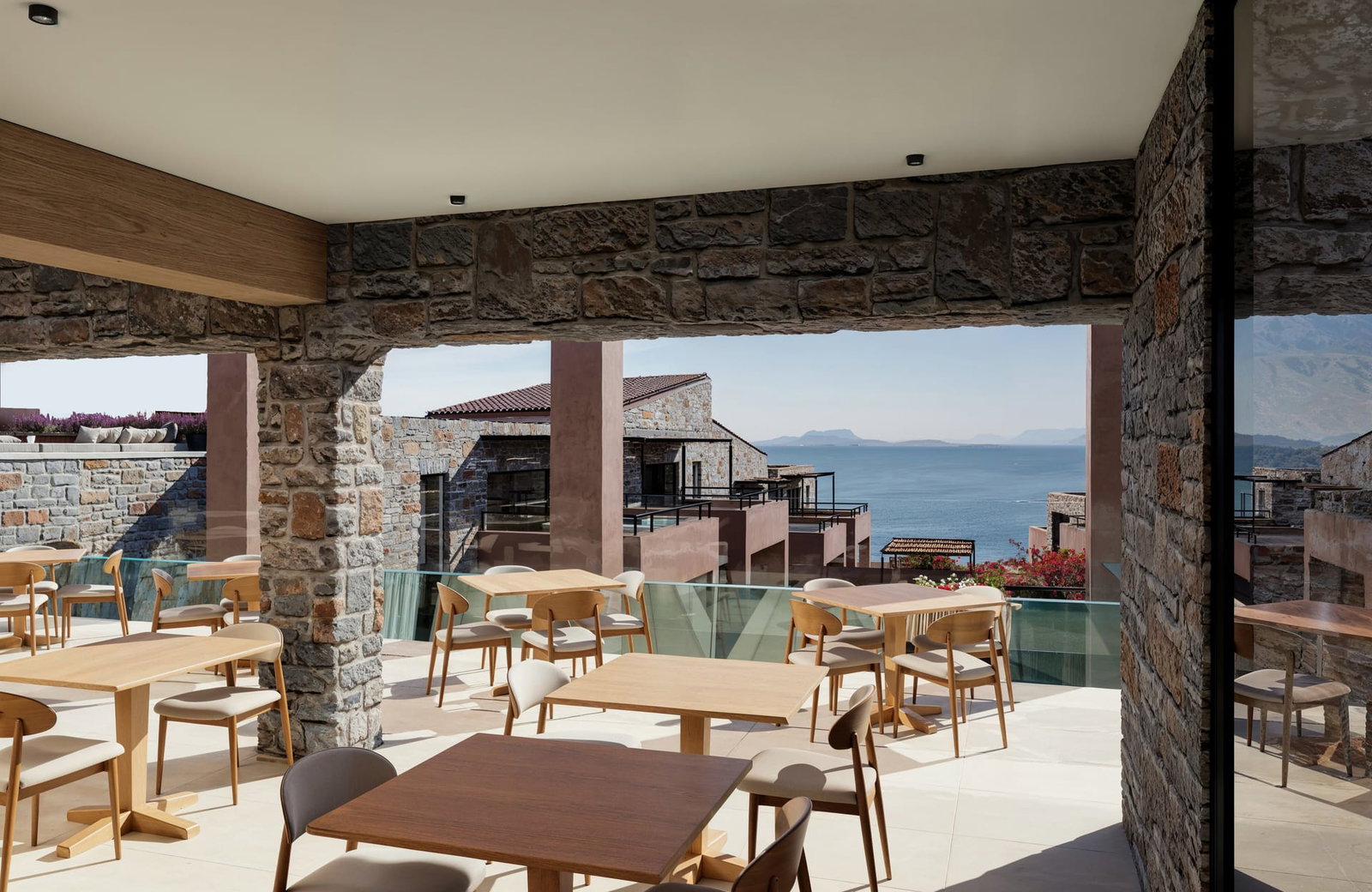 dal travel Volta Seaside Boutique Hotel
