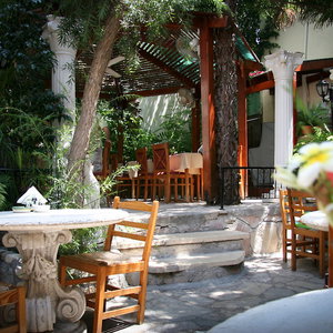 Hotel Kentrikon 1924 Boutique Hotel And Suites cazare Paphos