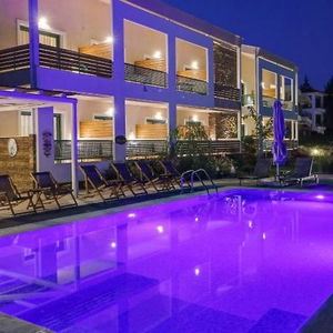 Sejur Alegria Suites vacanta Nikiti