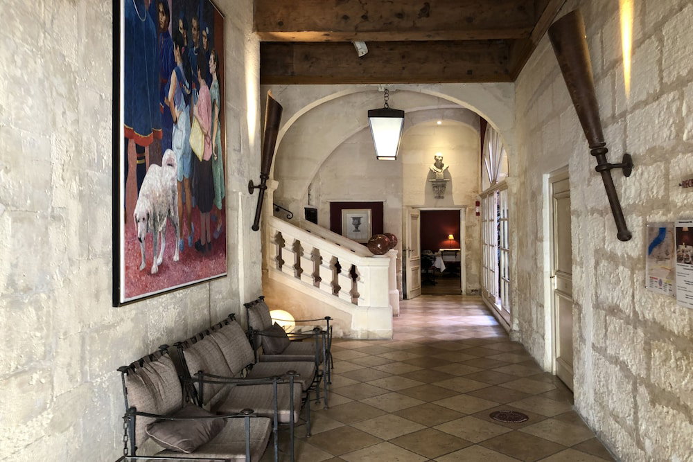 Hôtel De L’amphithéâtre