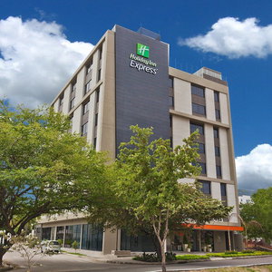 Hotel Holiday Inn Express Yopal cazare Yopal