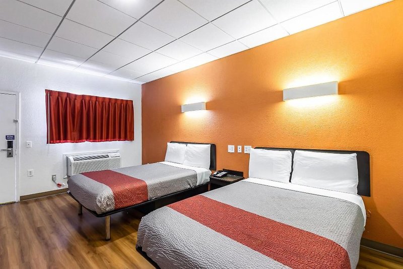 Hotel Motel 6 Elizabeth - Newark Liberty International Airport
