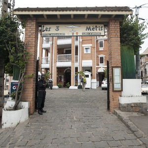 Hotel Les 3 Metis Guesthouse cazare Antananarivo