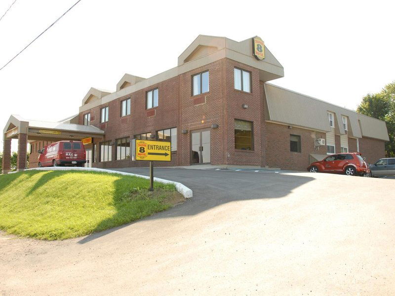 Hotel Super 8 By Wyndham Campbellton Nb