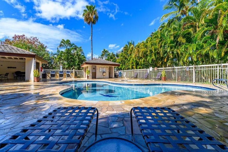 Maui Banyan By Castle Resorts & Hotels