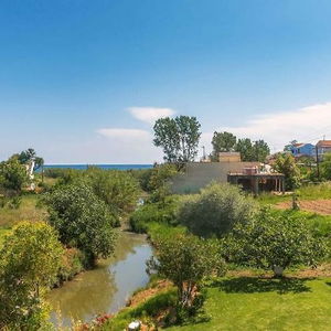 Hotel Pink House Socrates cazare Vitalades